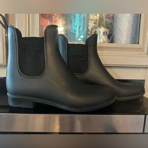 🌧️🥾Black Sam Edelman rain boots. Good condition. Size 7